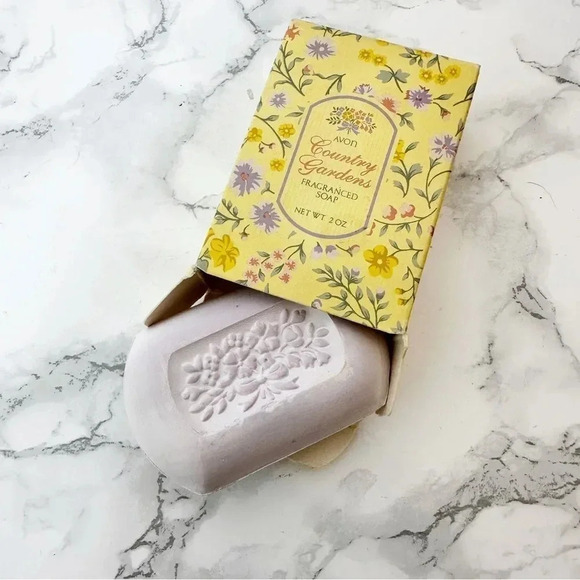 AVON Fragranced Soap County Gardens‎ 2oz - Picture 2 of 3